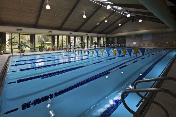 Pool 71 of 158