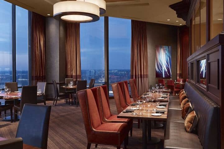Dining 110 of 158